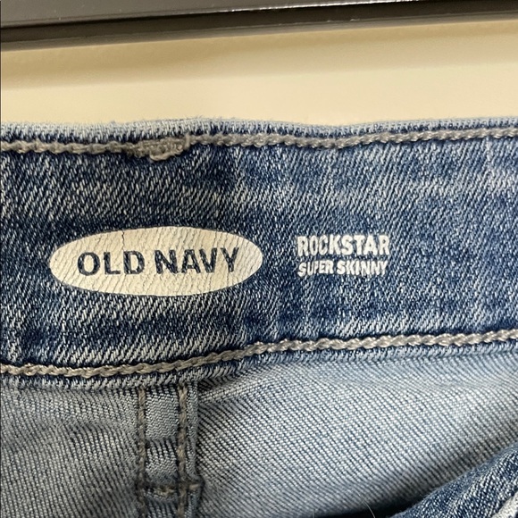 Old Navy Women's Blue Skinny Jeans - Picture 2 of 3